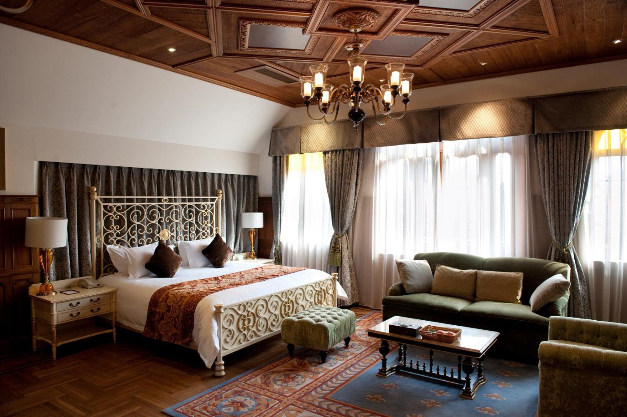 Shanghai Moller Villa Hotel - National Historic And Cultural Relics Protection Building Exterior photo